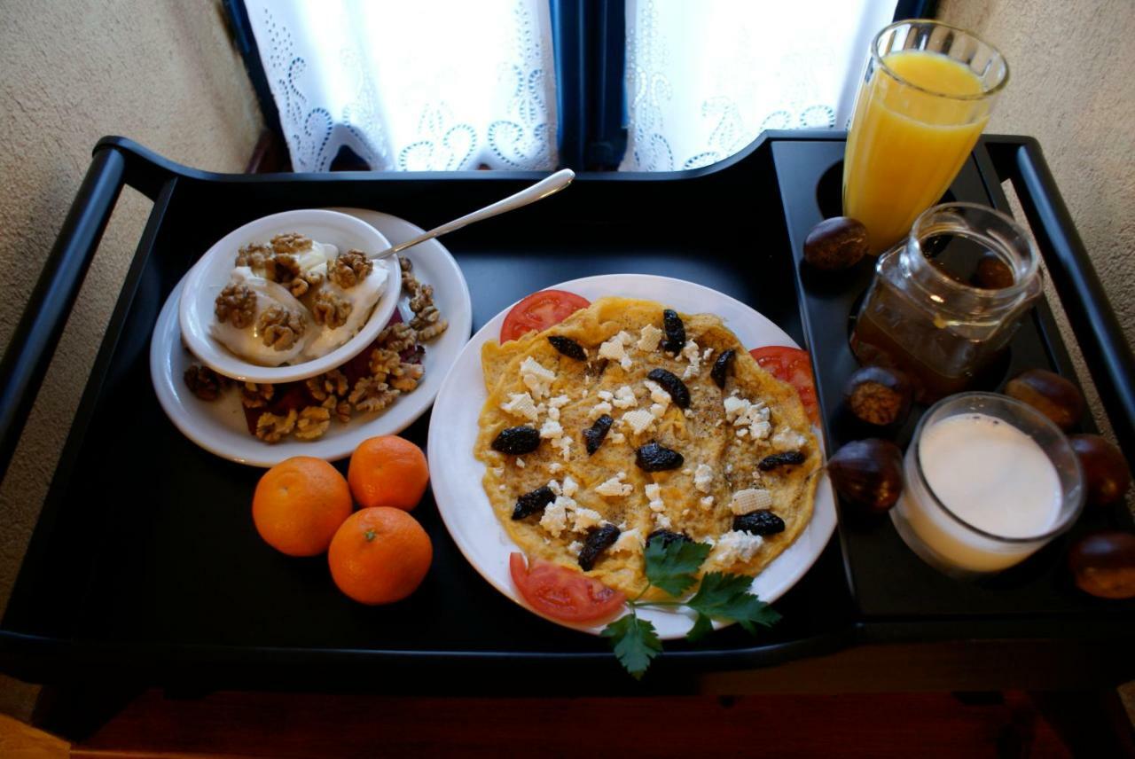 House Mitsiou Traditional Inn Arnaia Ngoại thất bức ảnh